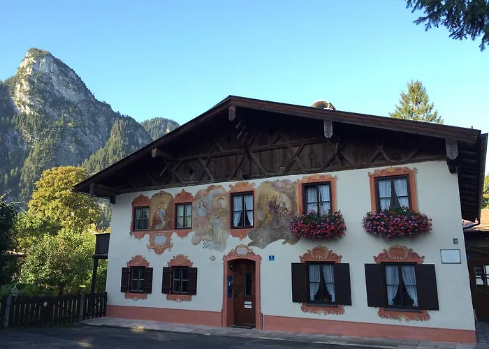 Ferienwohnungen Im Lueftlmalereck, Mussldomahaus