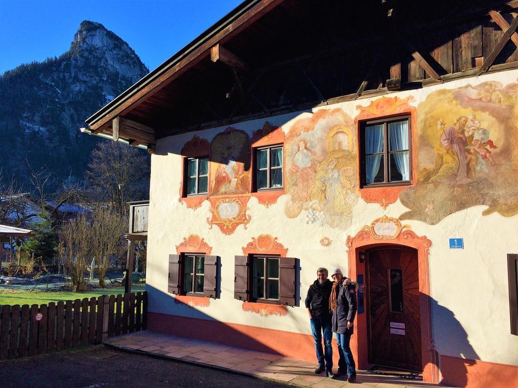 Apartment Im Lueftlmalereck, Mussldomahaus *